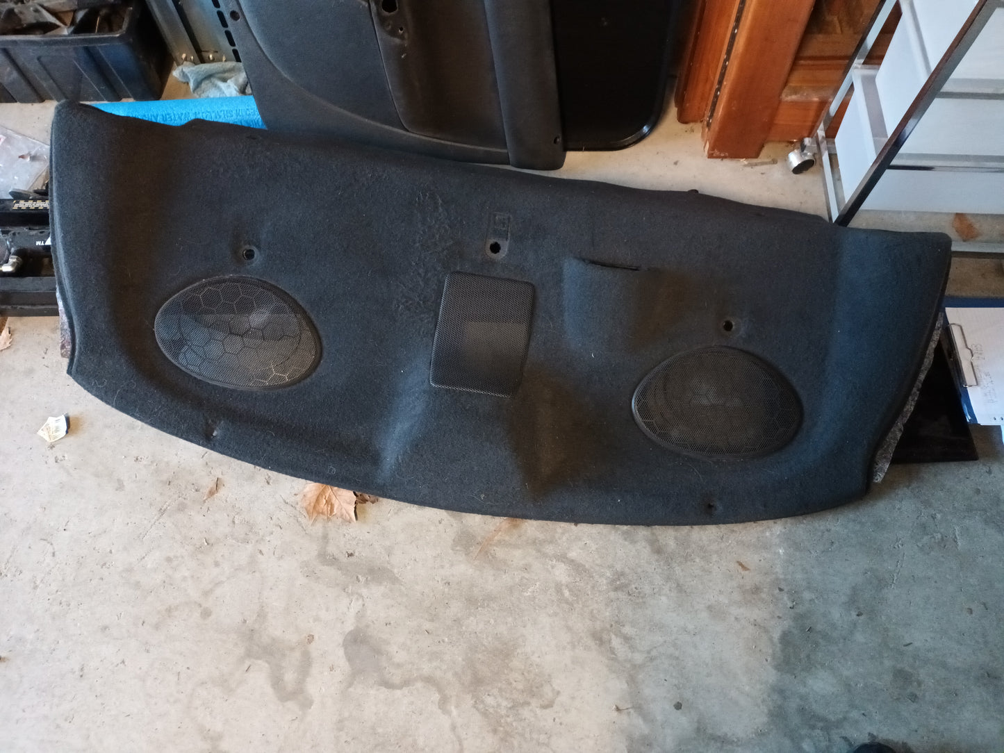 Ford Falcon 2006 XR6 - Top Parcel Shelf